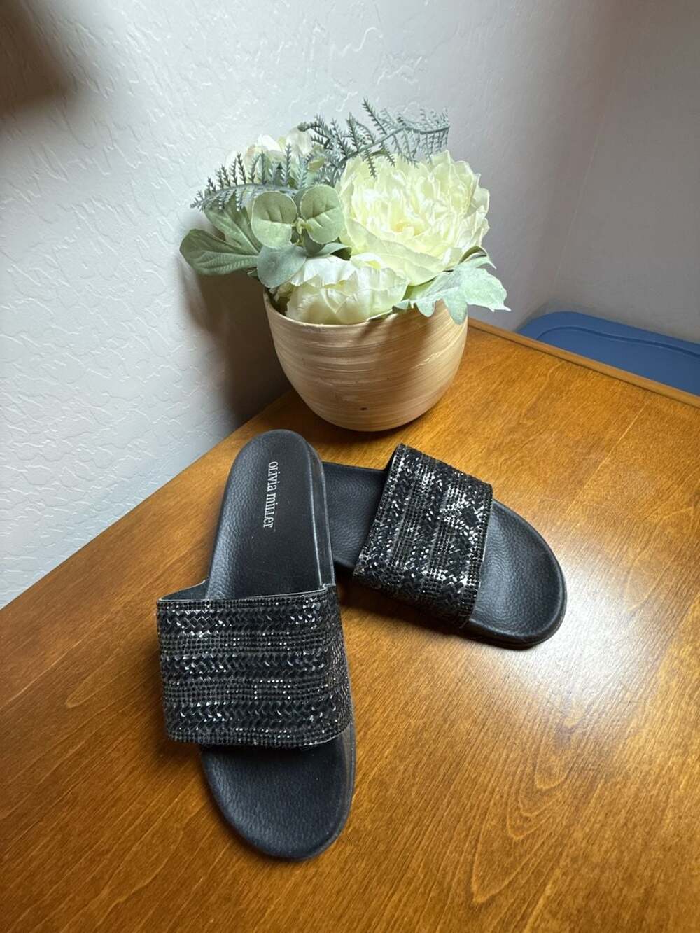 Olivia Miller Slide Sandals Size 7 Black Rhinestone Bling